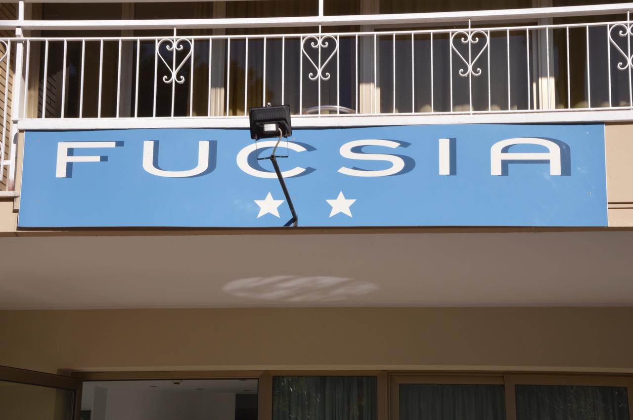 Hotel Fucsia Riccione Exterior photo